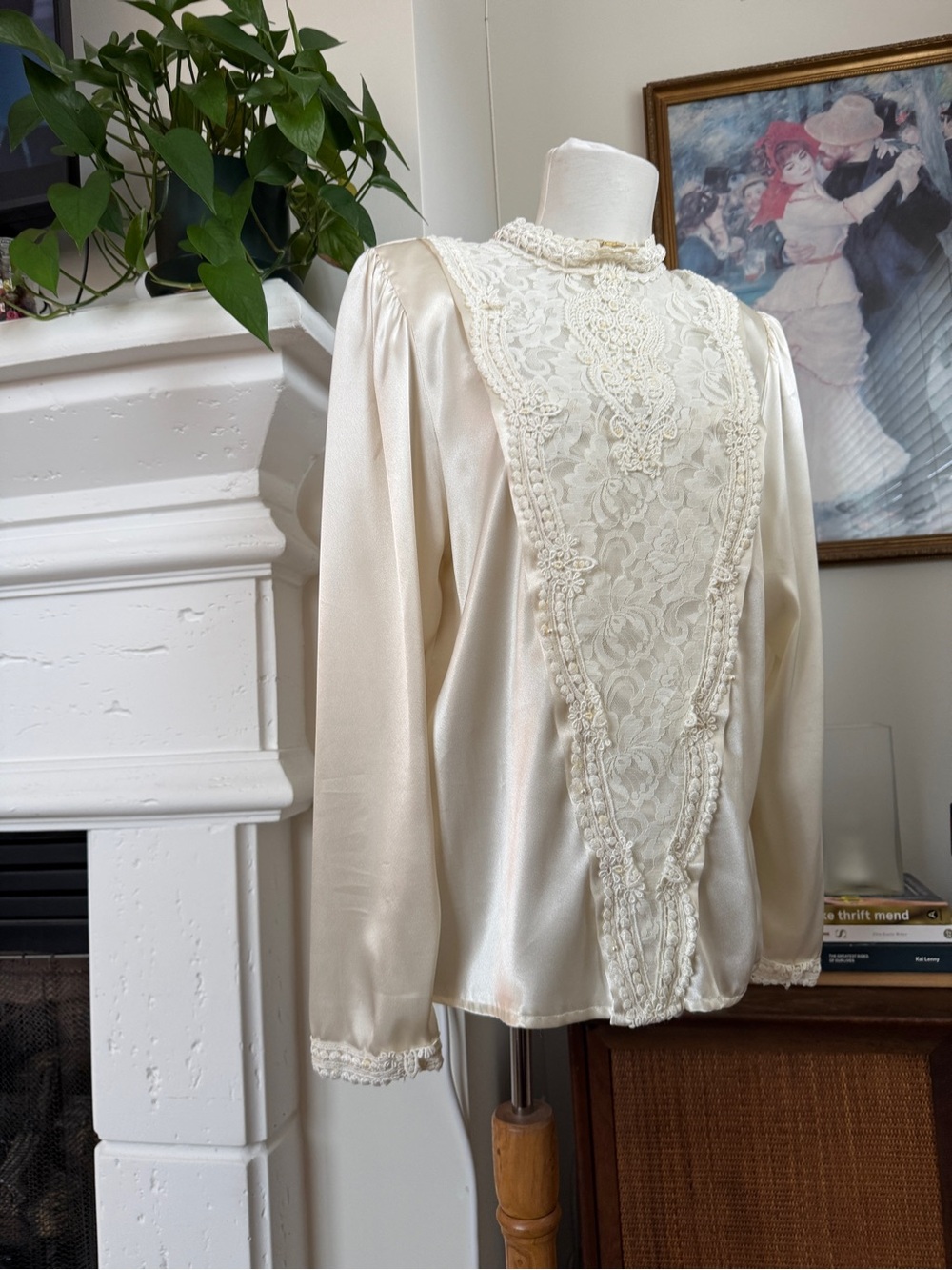 Michelle Stuart Ivory Satin Lace Front Blouse